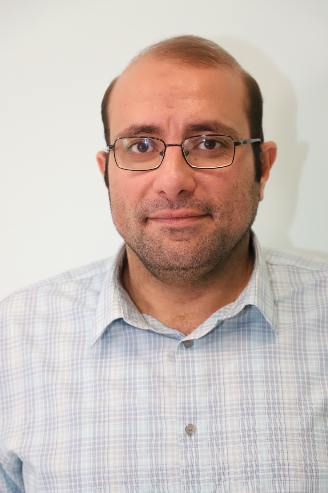 Dr. Bandar Ghazal - Internal Medicine and Cardiology Consultant