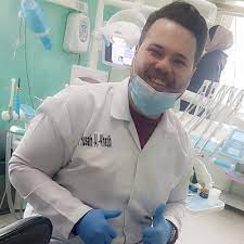 حسين اسماعيل الخطيب - أخصائي طب وجراحة الفم والأسنان حسين اسماعيل الخطيب - أخصائي طب وجراحة الفم والأسنان