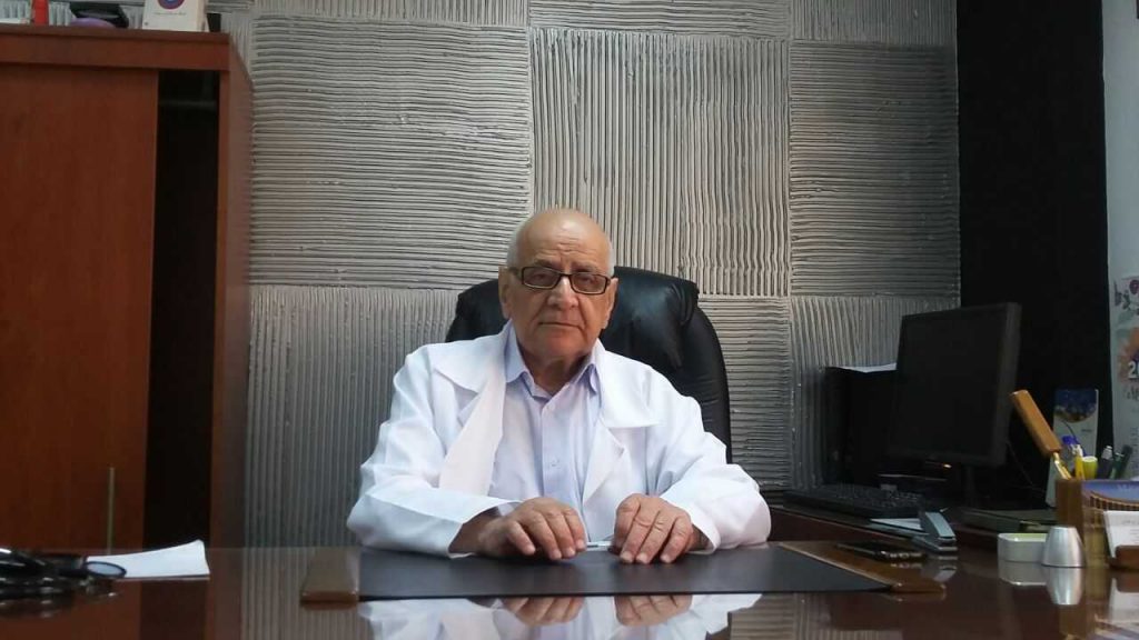 د. محمد خليل ابوغوش - استشاري الأمراض الصدرية وحساسية الصدر د. محمد خليل ابوغوش - استشاري الأمراض الصدرية وحساسية الصدر