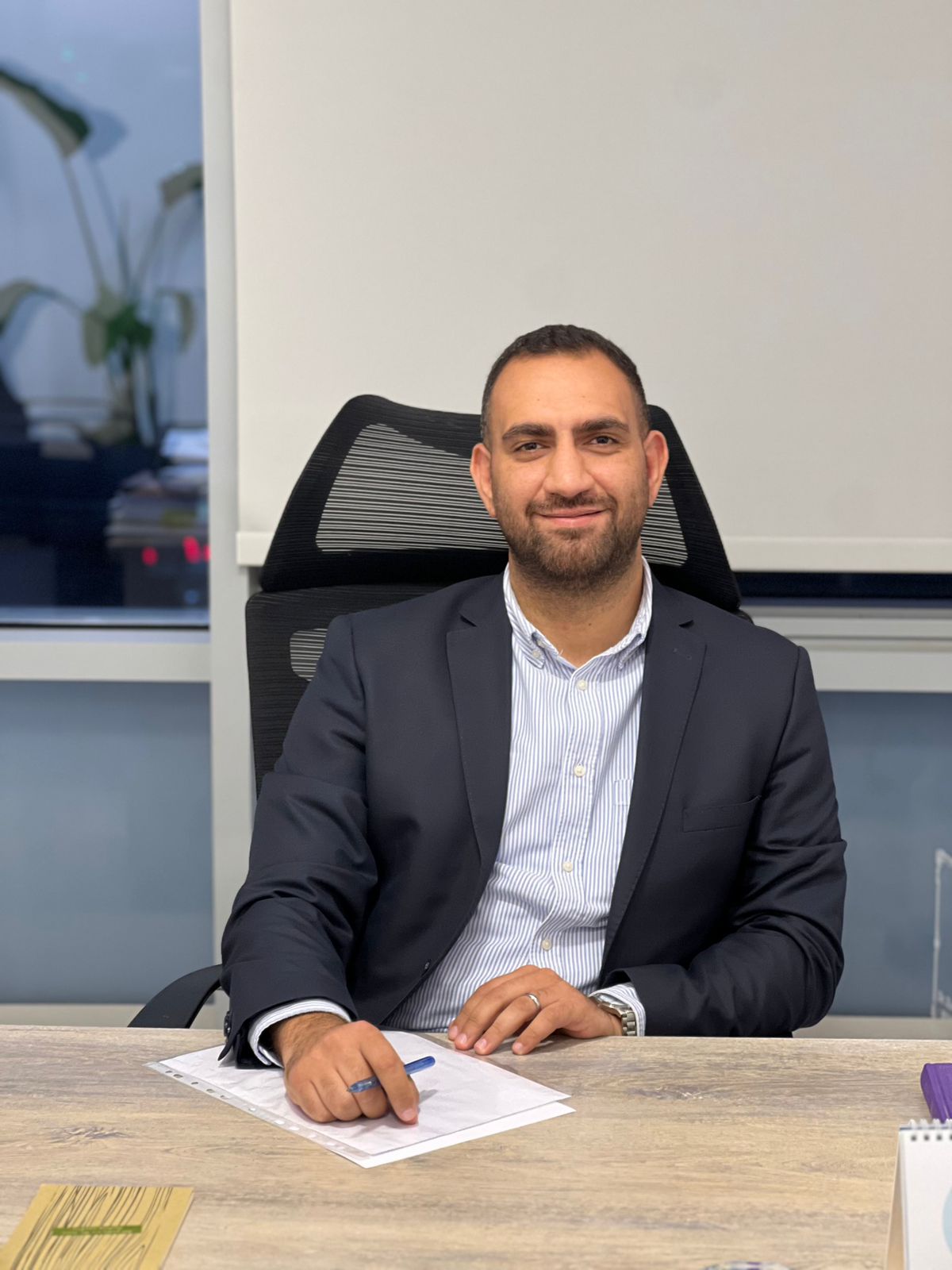 Dr. Amro Osama AlOmari - psychiatrist Dr. Amro Osama AlOmari - psychiatrist